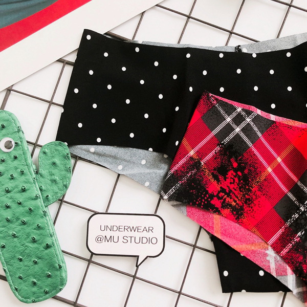 Стрінги VS PINK безшовні чорні фото 3