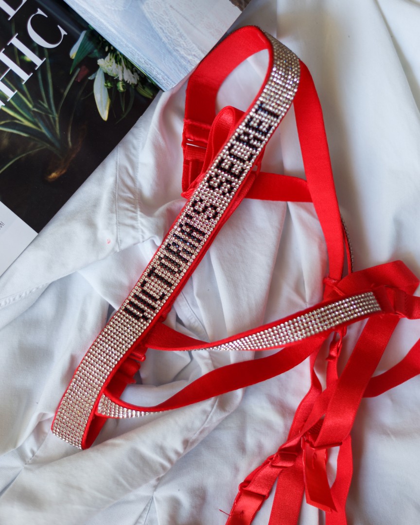 Жіночий пояс VS стрази червоний фото 3
