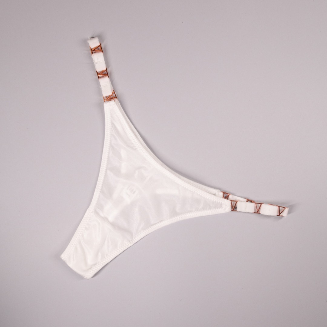 Стрінги VS white V фото 1