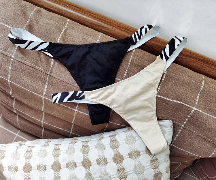 Стрінги Moana чорні фото 2