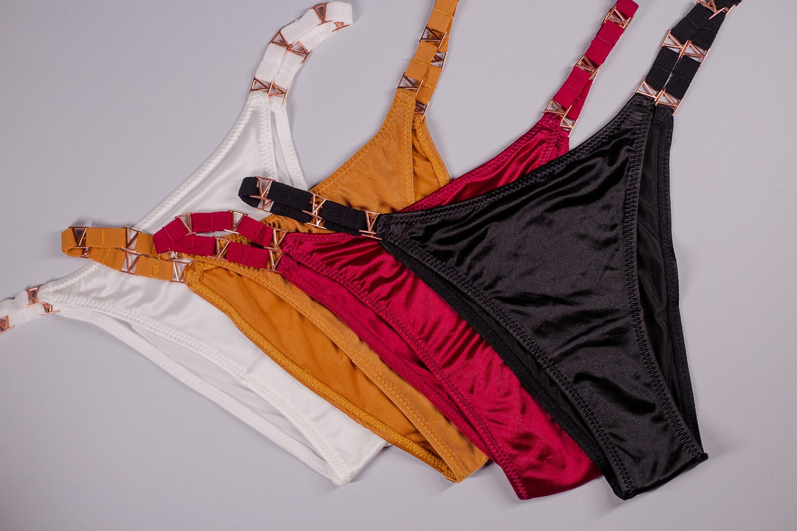 Комплект бразильців Model V 4шт фото 1