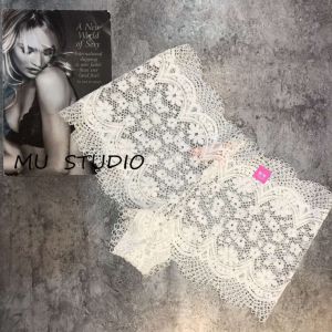 undefined Шортики Molly white undefined