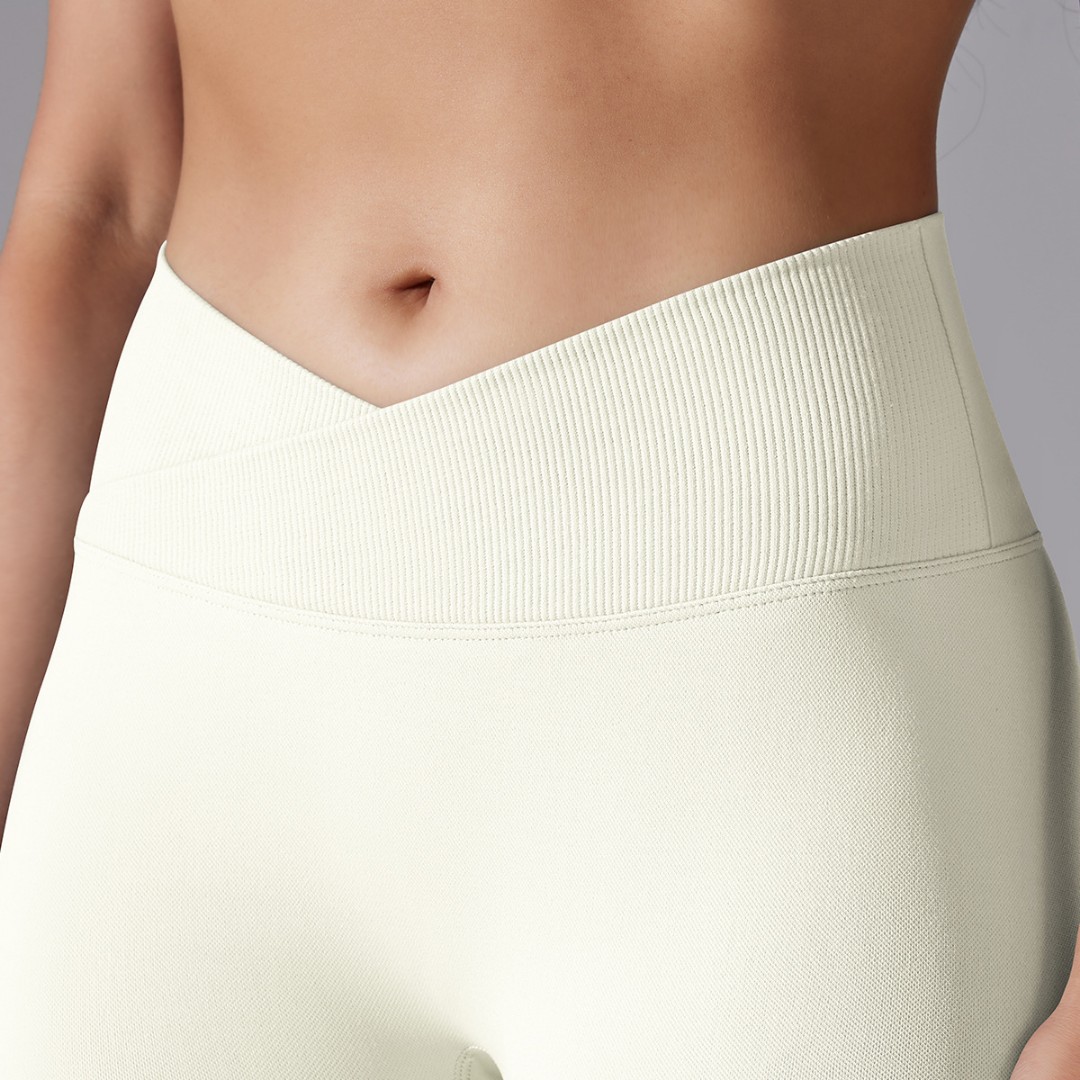 Спортивні легінси Mika milk фото 1