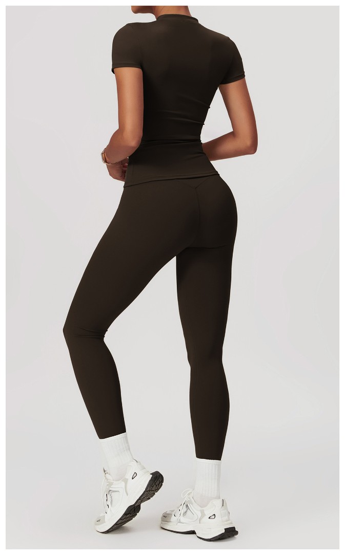 Спортивна подовжена футболка Slim dark brown фото 3