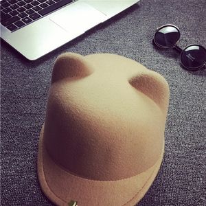 undefined Кепка тракер бейсболка Mouse бежевая undefined