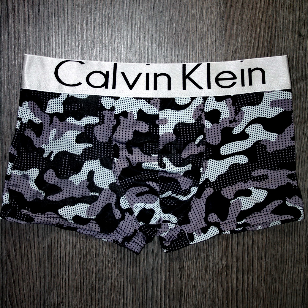 Чоловічі боксери Calvin Klein чорні камуфляж фото 2