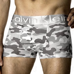 undefined Мужские боксеры  Calvin Klein белые камуфляж undefined