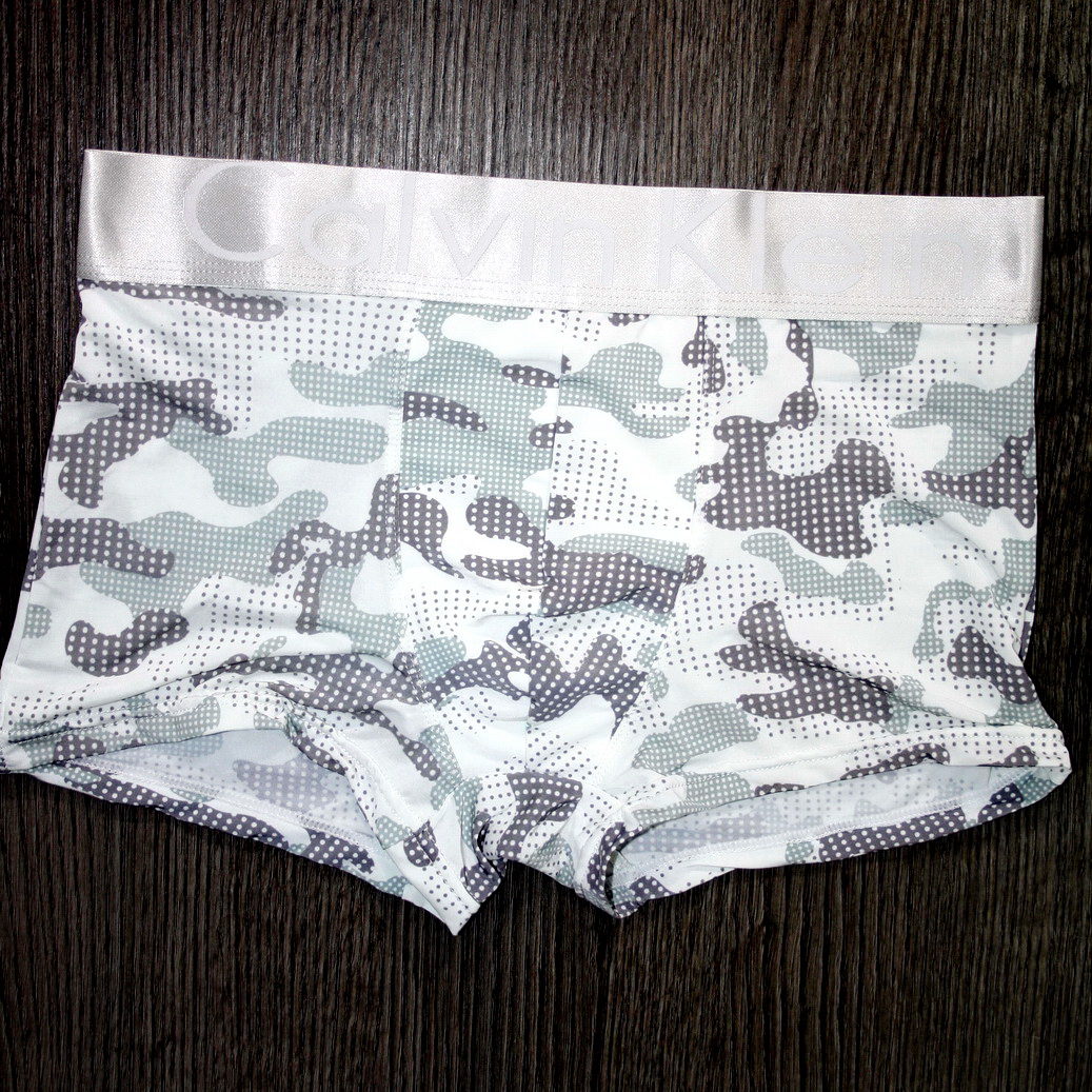 Чоловічі боксери Calvin Klein білі камуфляж фото 2