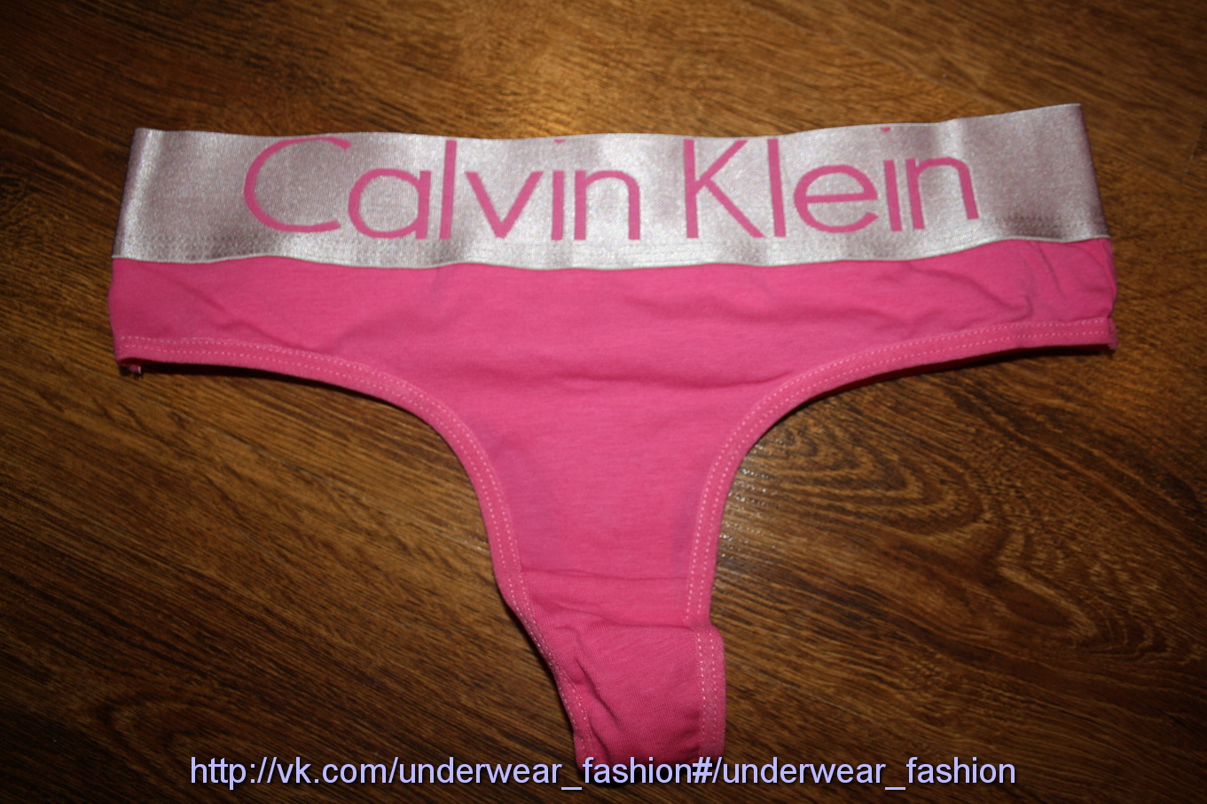 Жіночі стрінги рожеві Calvin Klein Steel Pink фото 1